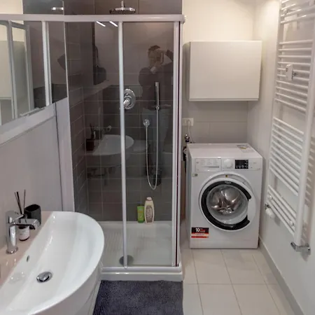 Oscar Lejlighed Intra